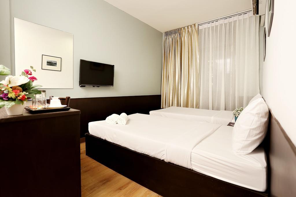 Baan Namtarn Guest House بانكوك الغرفة الصورة