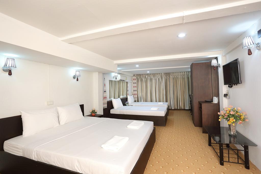 Baan Namtarn Guest House بانكوك الغرفة الصورة